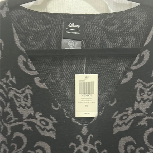Disney’s Haunted Mansion Women's Black/Gray Sweater. V-neck, NWT Medium - Picture 3 of 5